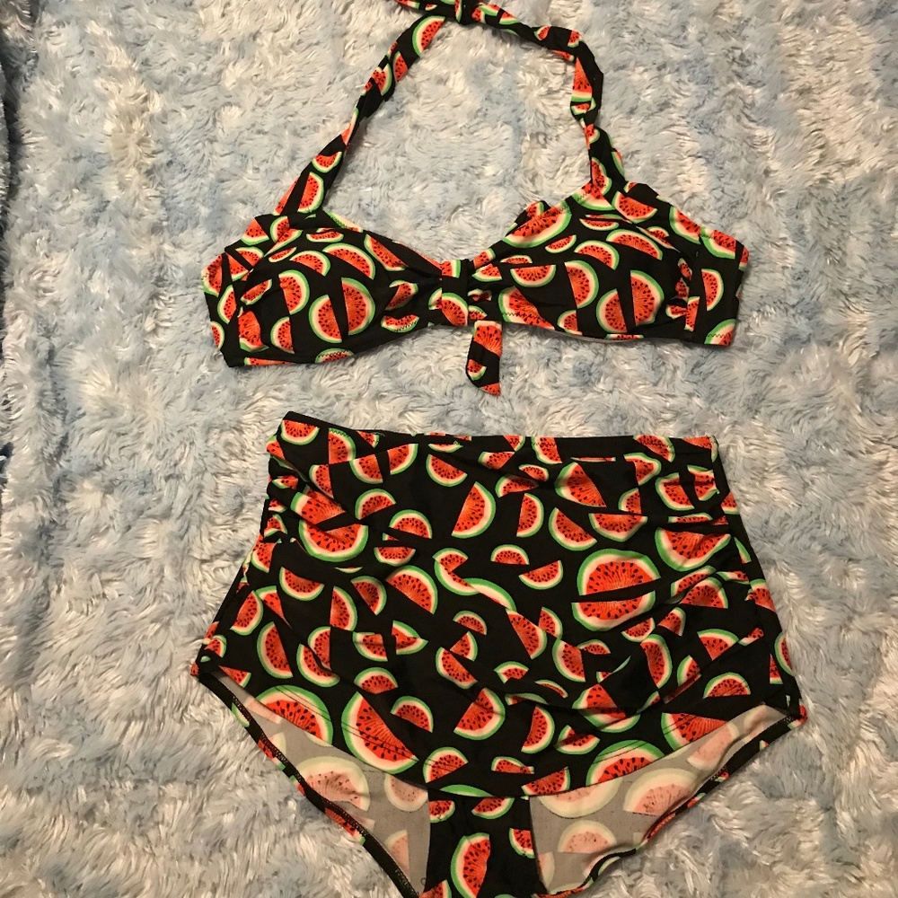 Women's Watermelon 2 Piece swimsuit size L New